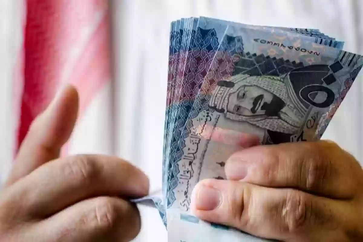 الحد الأدنى للراتب 3000 ريال.. شروط طلب التمويل الشخصي من البنك الأهلي السعودي