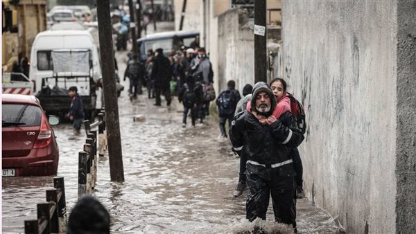 فى ظل الطقس السيئ والصعب نصائح عاجلة اتباعها لحماية نفسك من الصعق الكهربائى وسكان الدور الاخير