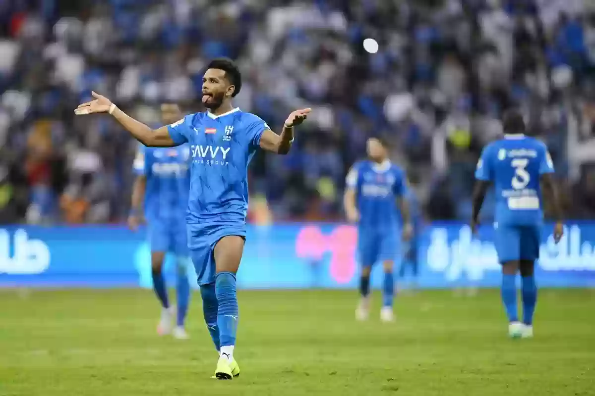 دوره انتهى!! خميس يفتح النار على نجم الهلال السعودي والمنتخب بعد خسارة عمان المثيرة