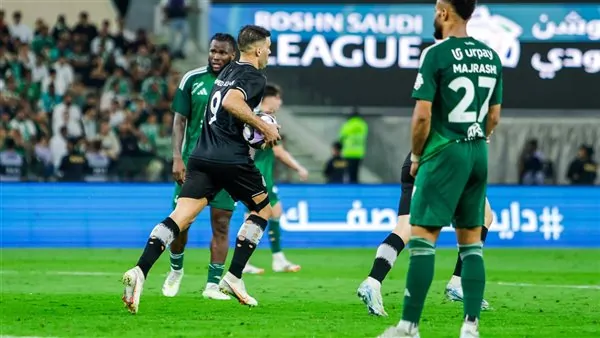 أهلي جدة يحقق فوزًا مثيرًا على الشباب في الدوري السعودي