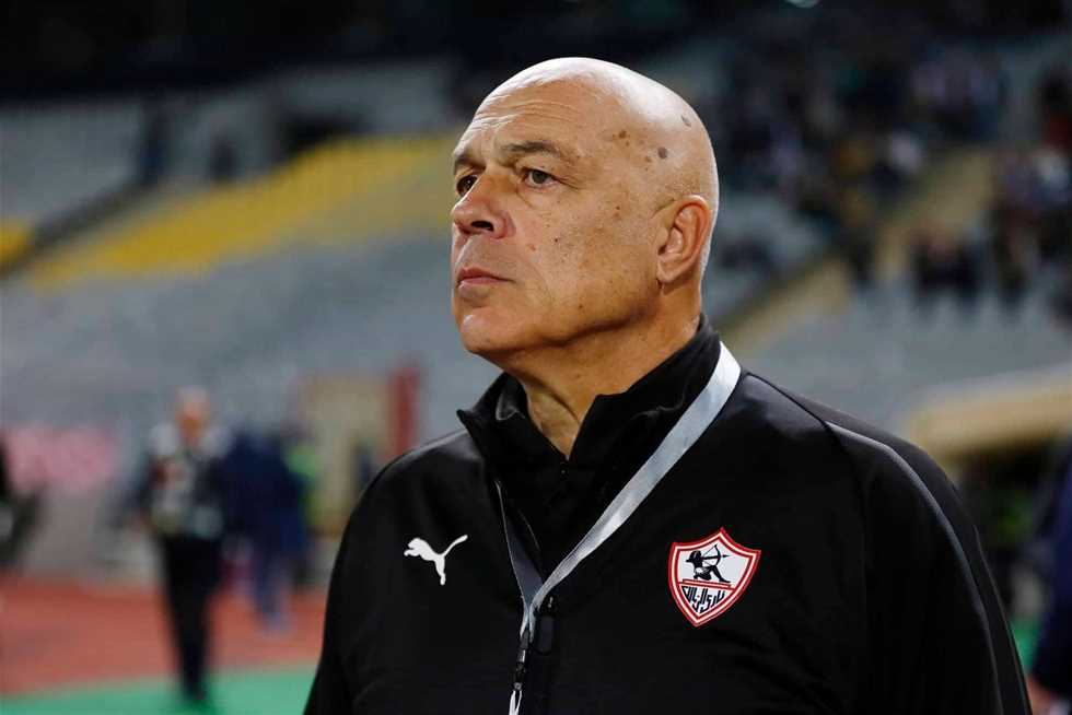 جروس يعقد جلسة مع ثنائي الزمالك استعداداً لمواجهة أبو قير للأسمدة في كأس مصر