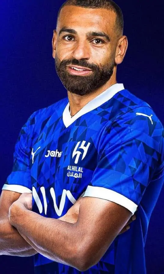 حقيقة انتقال محمد صلاح إلى الهلال السعودي