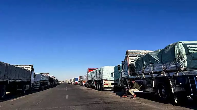 مصدر: مصر تستعد لإدخال أكبر قدر ممكن من المساعدات إلى قطاع غزة