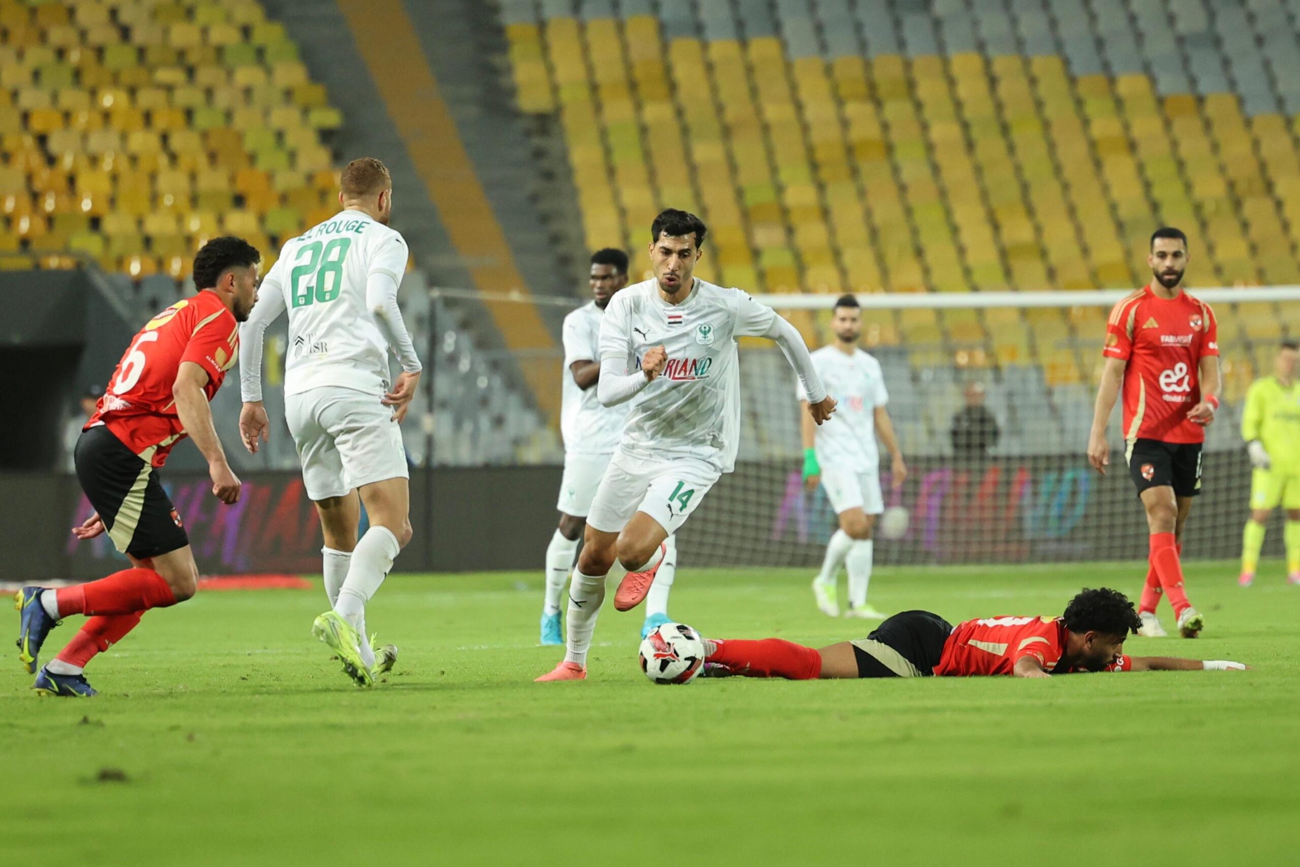 المصري البورسعيدي يقع في فخ التعادل أمام سيراميكا كليوباترا (1-1)